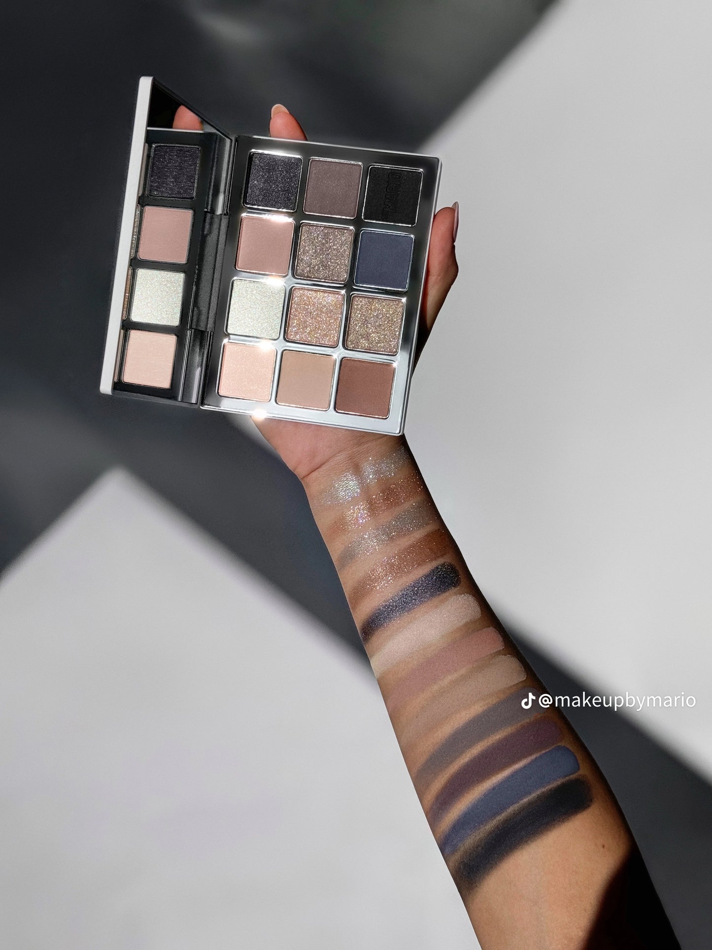 MAKEUP BY MARIO
Ethereal Eyes Eyeshadow Palette: Moonlight